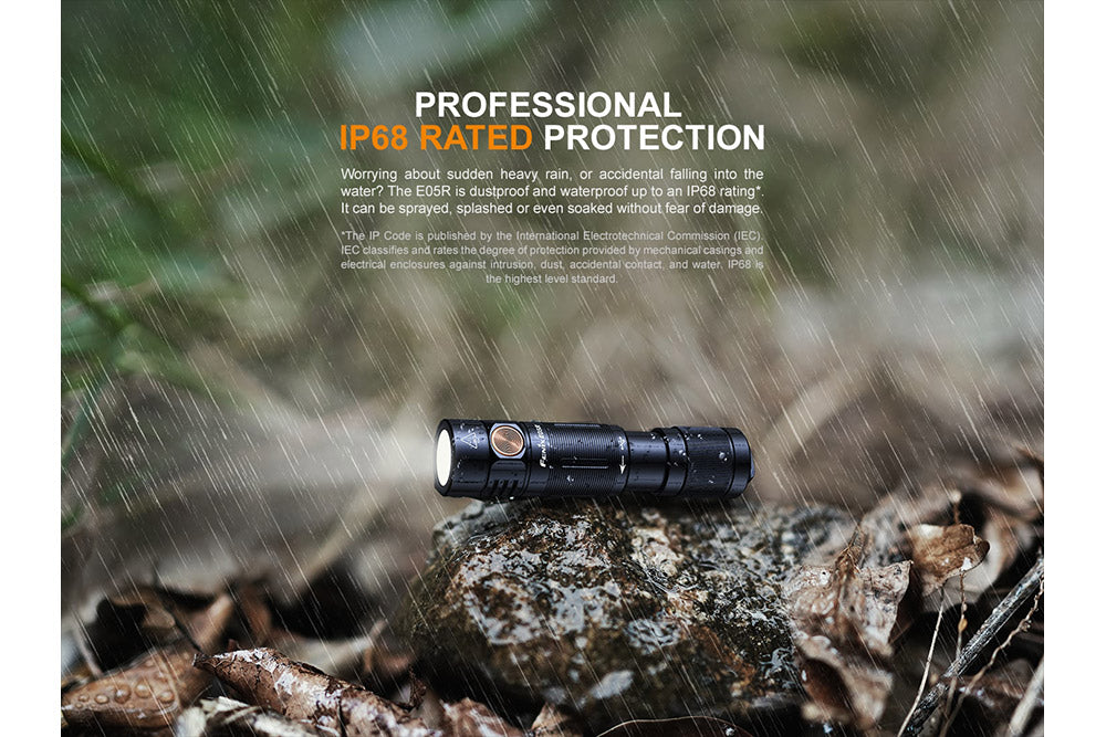 Fenix E05R Mini Keychain LED Flashlight 400 Lumens Rechargeable IP68 Waterproof For Outdoor Enthusiasts