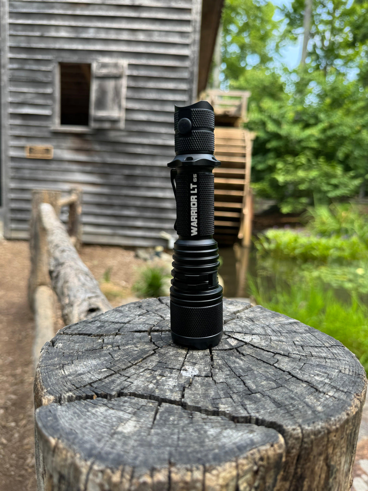 Warrior GEN5 LT-(Long Throw) - 3050 Lumen Tactical Flashlight