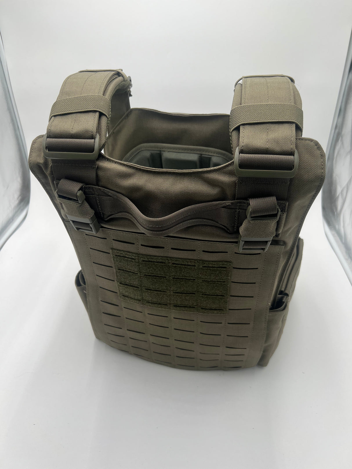Redemption Tactical® "CRUSADER 2.0 XL” Plate Carrier Vest with Side Cummerbund