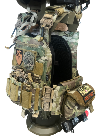 Redemption Tactical Crusader 2.0® l St. Michael FULL ARMOR KIT COMBO PACKAGE with Crusader 2.0 +IFAK Medical Kit + LEVEL IV (2) 10x12 Front/Back Plates (2) 6x8 Side Plates (Level III PE)