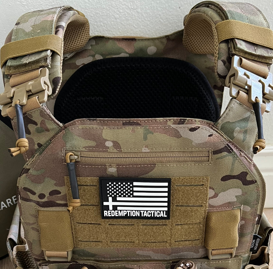 Redemption Tactical Crusader 2.0® l St. Michael FULL ARMOR KIT COMBO PACKAGE with Crusader 2.0 +IFAK Medical Kit + LEVEL IV (2) 10x12 Front/Back Plates (2) 6x8 Side Plates (Level III PE)