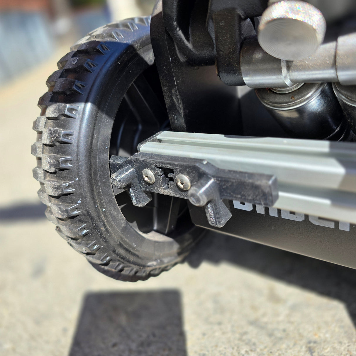 Badlands 3 Ton Jack Brake Device by FASTLAB