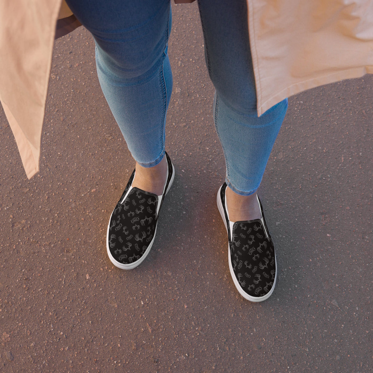 Buck Burnout Women’s Slip-On Canvas Shoes