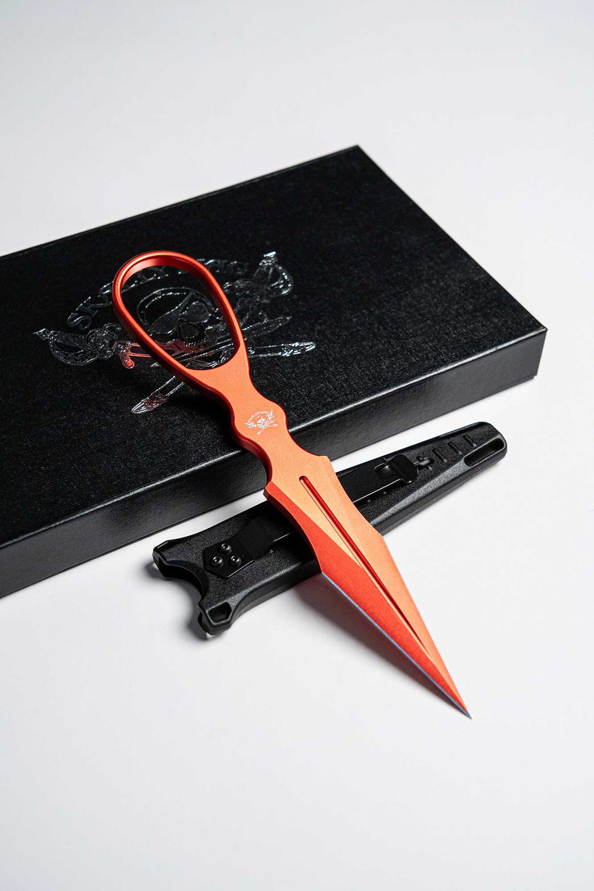 Skallywag Aluminum Dagger (Not Trainer) - Red